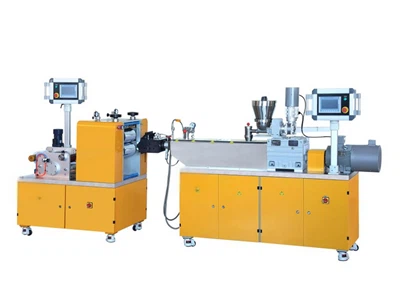 Laboratory Sheet Extruder
